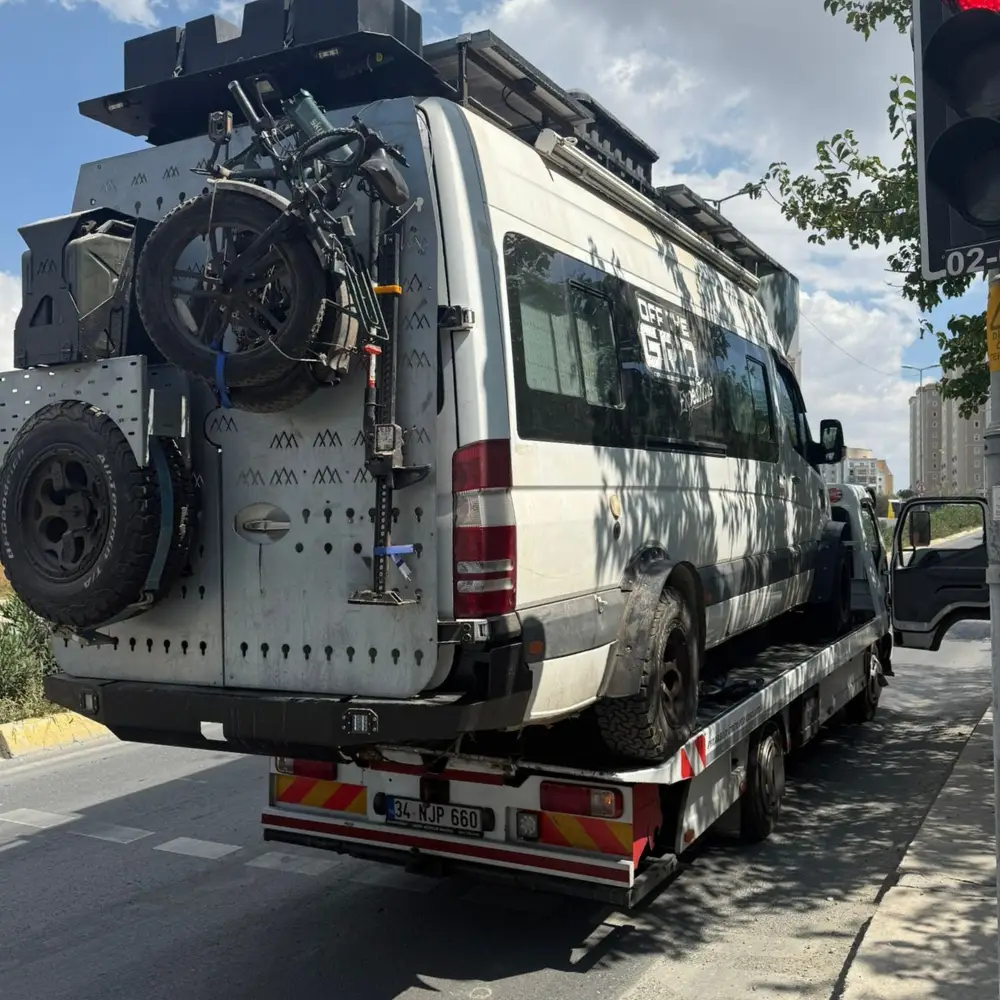 Esenyurt ve Çevresinde 7/24 Oto Kurtarma: Çelik Farkıyla Güvenli Taşıma